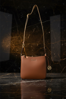 Michael Kors brun axelväska i canvas