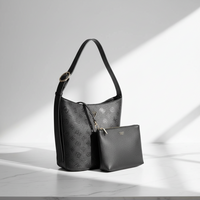 Guess Jeans Nero Dam Bucket Bag