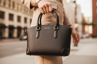 Michael Kors svart Bos Taurus-handväska i kalvläder